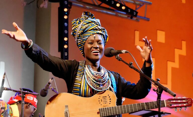Mariaa Siga sur scène (Photo) : africavivre.com