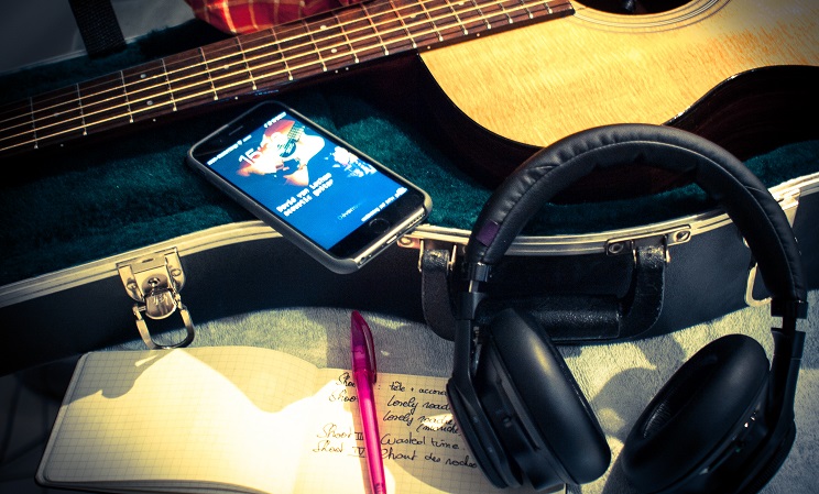 4 applications pour passer le confinement en musique (Photo) : guitar.vanlochem.be