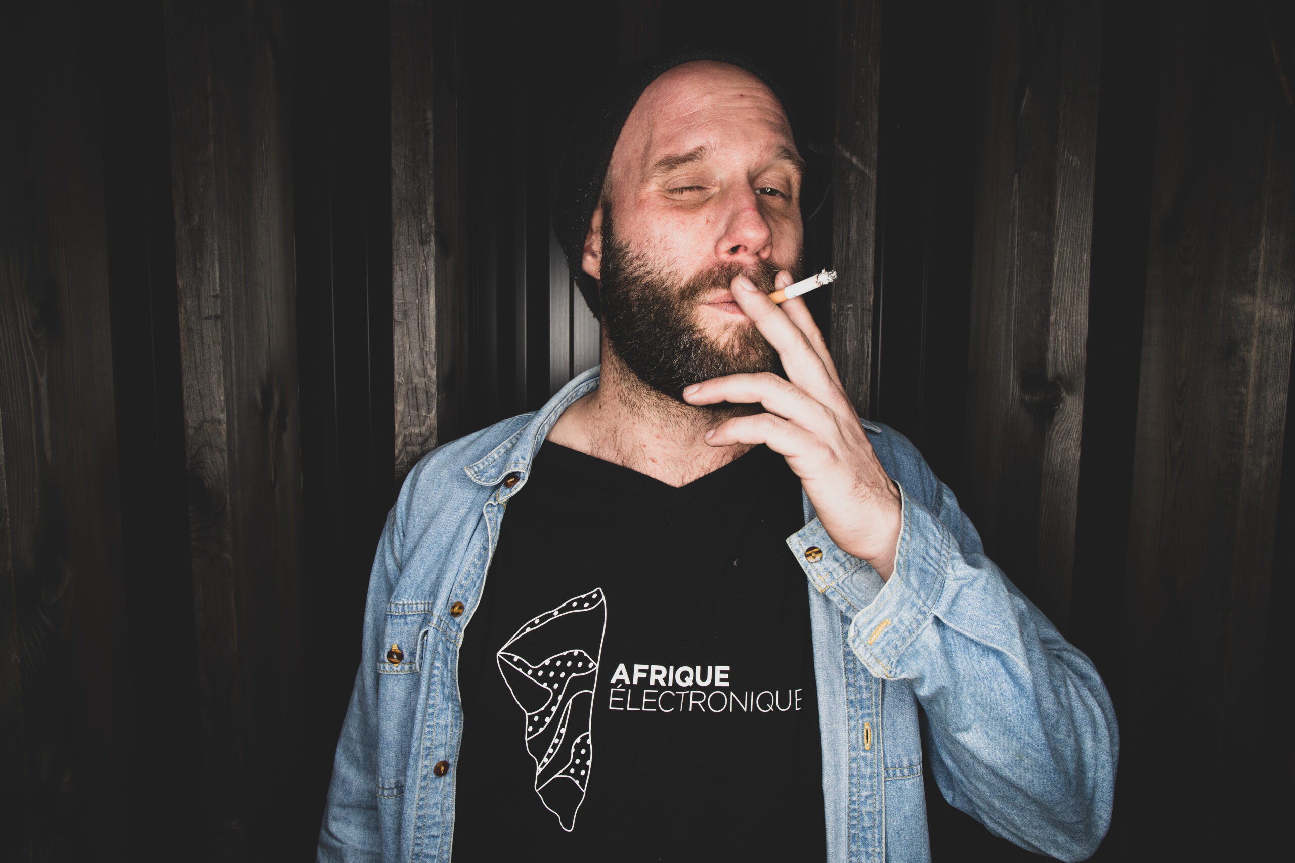 Le Disk-Jockey français Praktika.