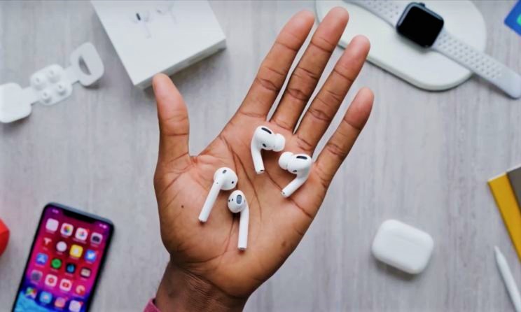 Apple has introduced new features for AirPods.