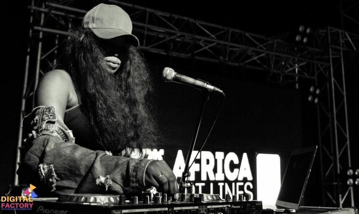 DJ Zeyna sur la scène du Festival Assalamalekoum (Photo) : Digital Factory.