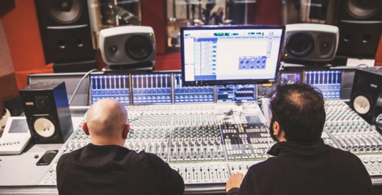 (Photo) : Studio Hiba