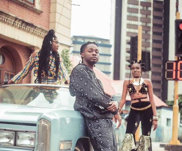 Oma Lay est le premier artiste mis en vedette sur Africa Rising d'Apple Music. (Photo) : Facebook/Omah Lay.