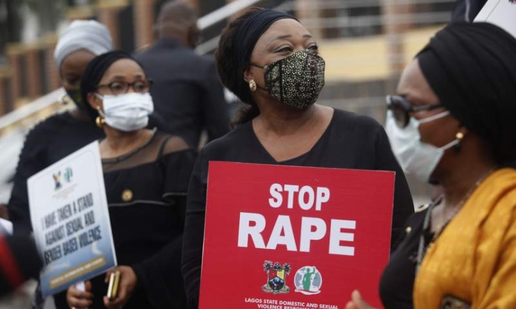 The deadline is 1 September 2020. In the photo: Protesters against sexual violence in Nigeria.