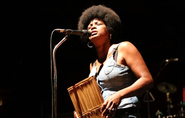 La chanteuse originaire de La Réunion Christine Salem. (Photo) : Léia Santacroce / la1ere.fr