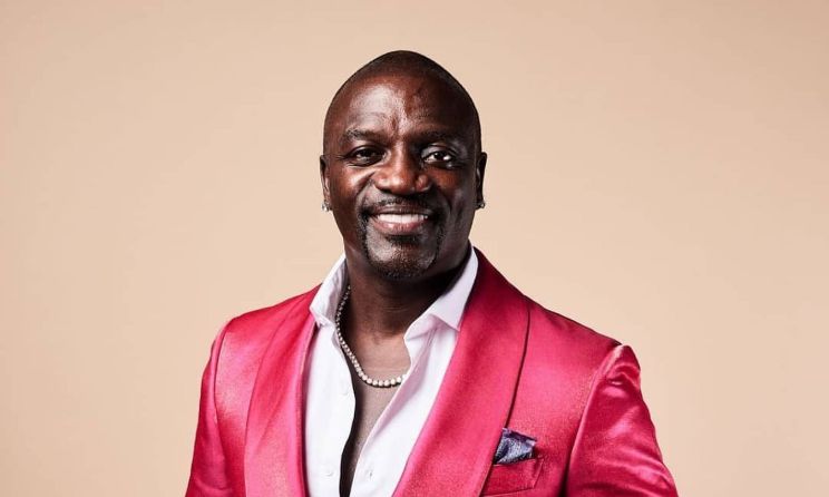 Akon.