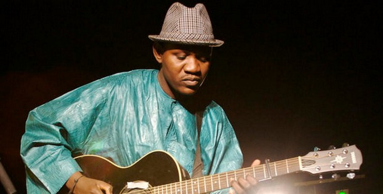 Le chanteur Afel Bocoum