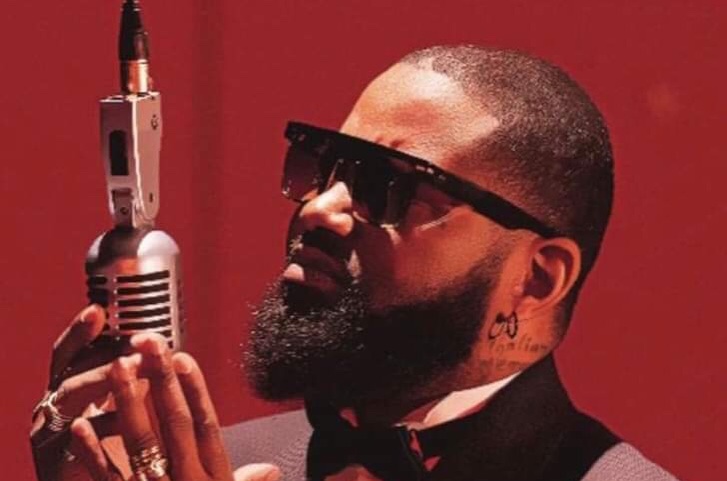 Le chanteur de rumba congolaise Ferré Gola.