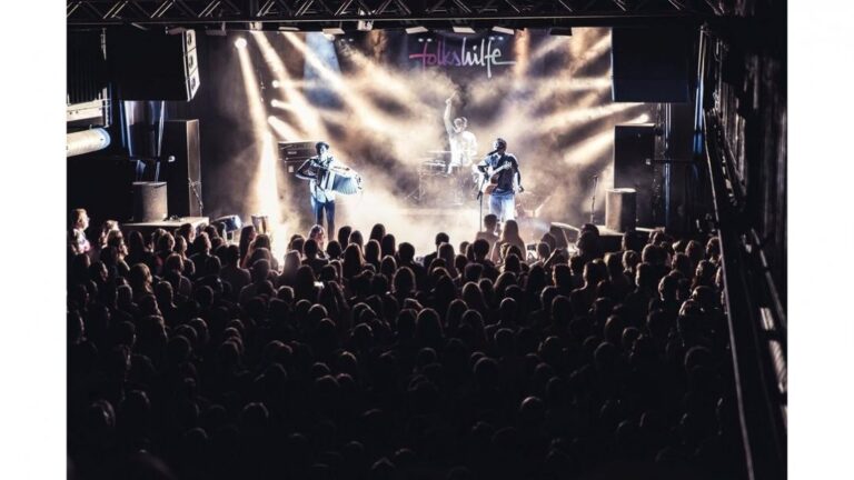 Ambiance sur la scène du Festival Impuls (Photo) : wochenblatt.de