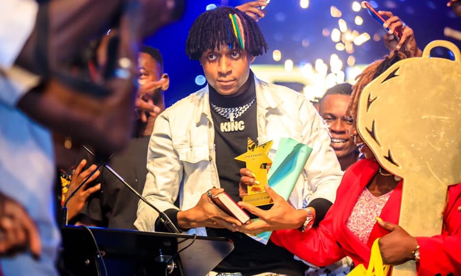 Safarel Obiang, lauréat du Primud d'Or 2019 (Photo) : lifemag-ci.com