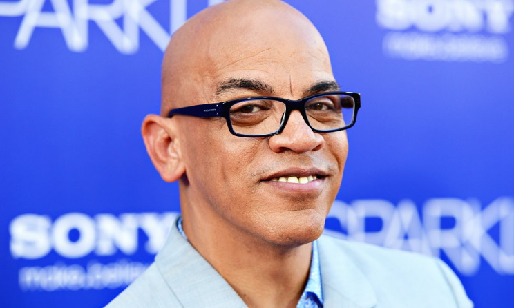 The winning piece will be premiered virtually at the Music Unites the World Festival in March 2021. In the photo: Past festival celebrity coach and US bass player Rickey Minor.