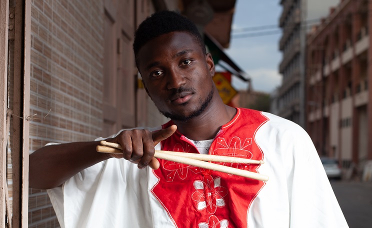 L'artiste musicien Sym Sam.