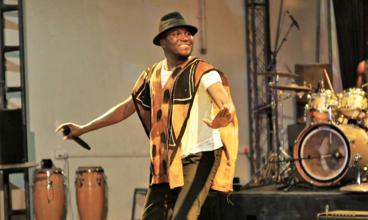 Le projet "Revenue Streams for African Musicians" de la fondation Music In Africa cherchera à fournir des informations fiables à l'industrie musicale du continent. Sur la photo : Aliou Touré du groupe malien Songhoy Blues.