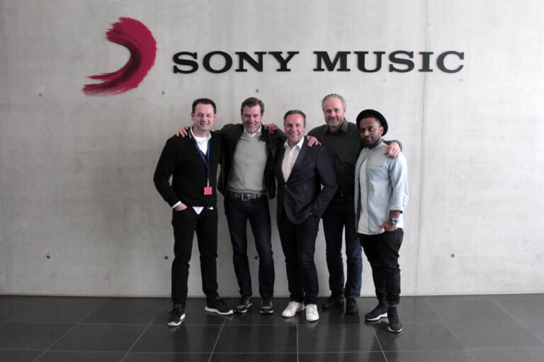Sony Music France recherche un(e) alternant(e) fabrication (Photo) : beta.musikwoche.de