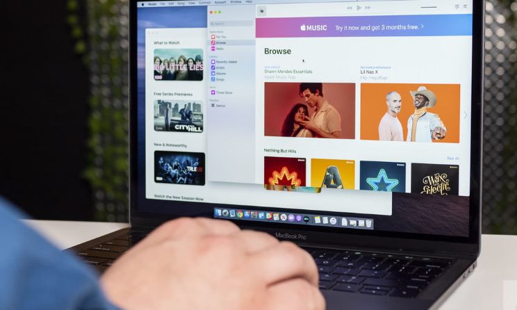 According to 9to5Mac, Apple is working on introducing its products to Windows.