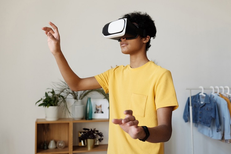 La résidence est ouverte aux créateurs de réalités virtuelles. (Photo) : Julia M Cameron/Pexels.