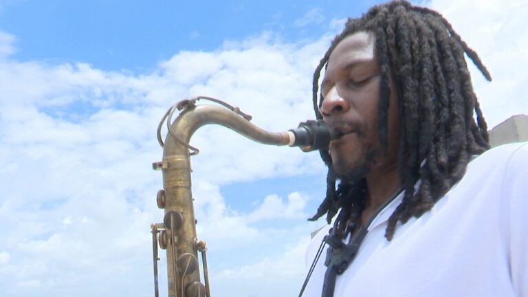 Le saxophoniste camerounais Alain Oyono (Photo) : bbc.com