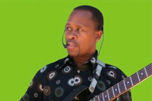 Alfredo Mos