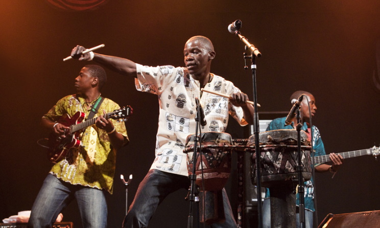 The candidate should have experience fundraising and music cooperation in Africa. In the Photo: Zimbabwean music group Mokoomba. Photo: Music Crossroads International.