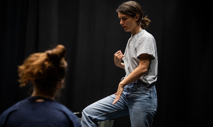 Italian performing artist Marina Donatone was among the recipients of the grant in the programme's first phase. Photo: lavanderiaavapore.eu
