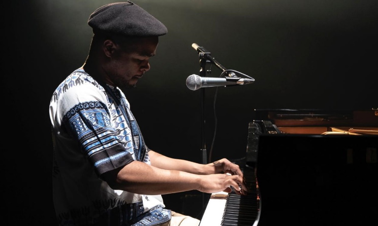 South African pianist Yonela Mnana.