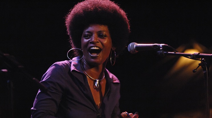 La chanteuse originaire de la Réunion, Christine Salem. (Photo) : tap-poitiers.com