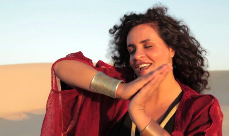 La franco-tunisienne Amin Annabi veut retrouver son public et annonce un quatrième album.