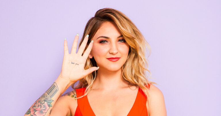 Julia Michaels.