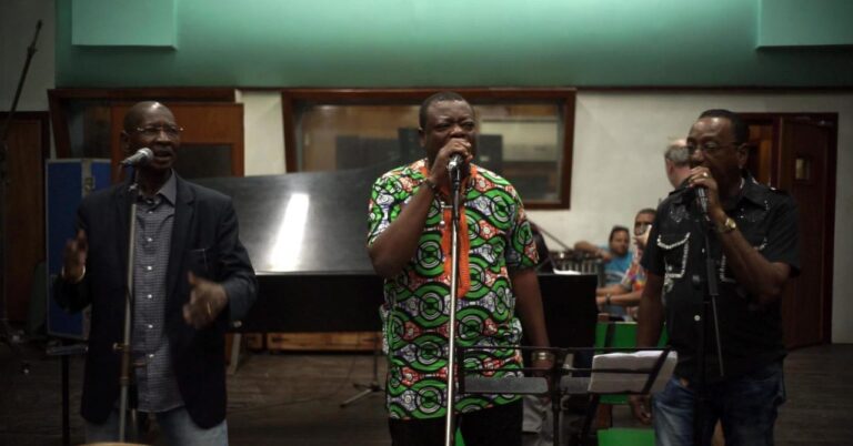 Extrait du film documentaire Africa Mia (Photo) : premiere.fr