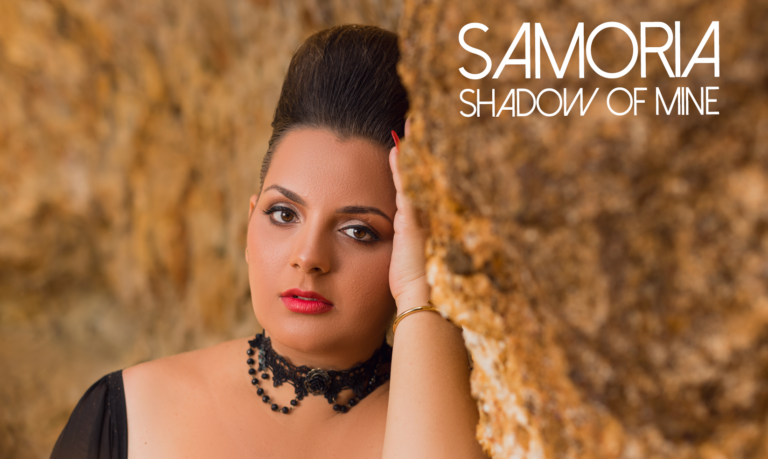 La couverture avant de l'album Shadow of mine de Samoria.