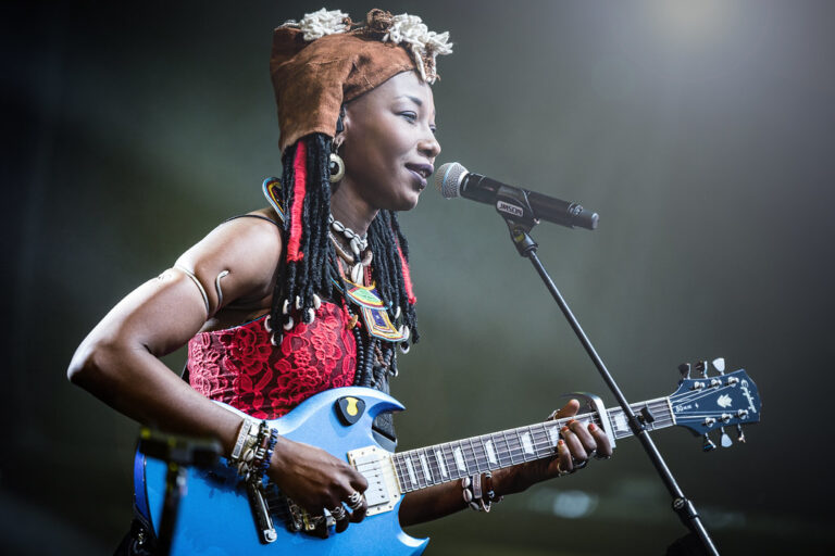 L'artiste malienne Fatoumata Diawara, distribuée par Wagram (Photo) : flickr.com