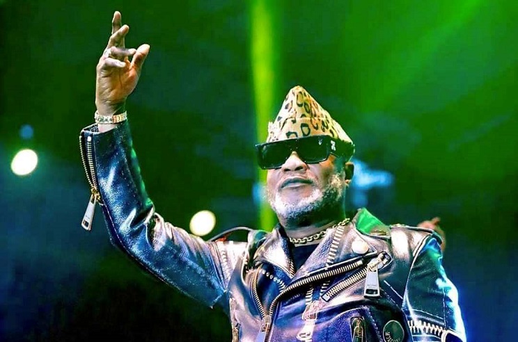 Koffi Olomidé sur la scène du Femua, le 12 septembre 2021. (Photo) : Facebook/Koffi Olomidé.