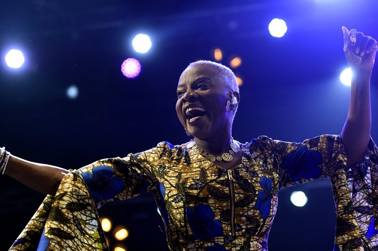 La chanteuse béninoise Angélique Kidjo. (Photo) : estrepublicain.fr