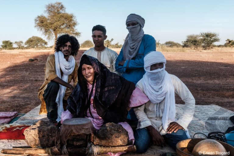 (Photo) : le groupe nigérien Dag Tenere - Erwan Rogard.