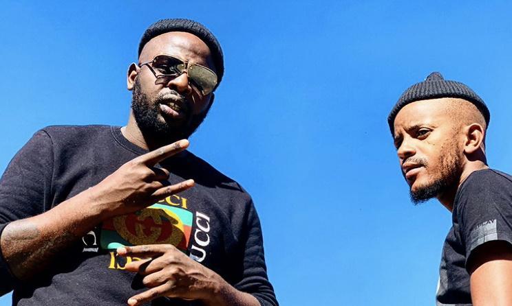 DJ Maphorisa and Kabza De Small will perform at The Vic Falls Carnival i next year.