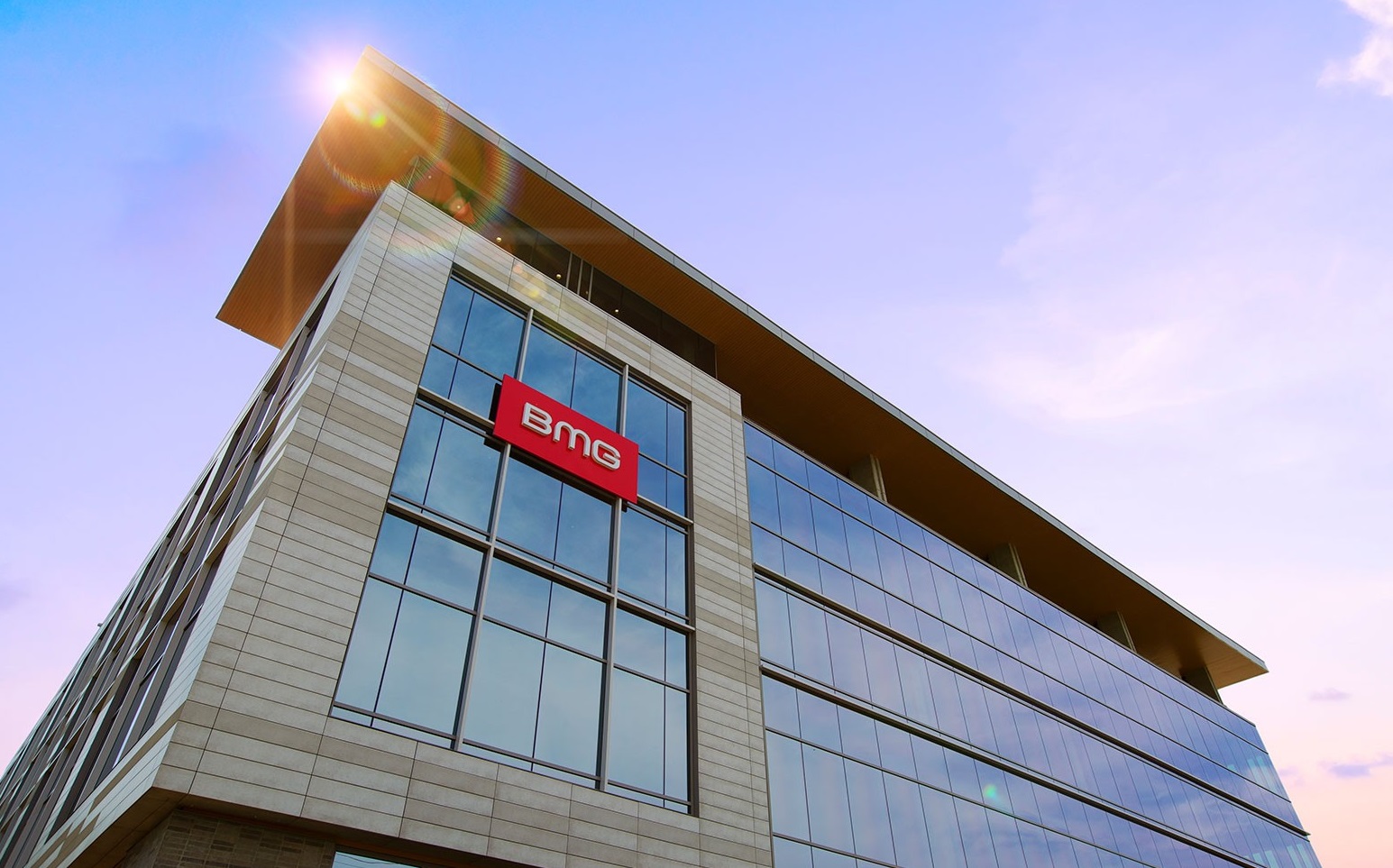 BMG France recrute un(e) assistant(e) au service artistique (Photo) : billboard.com