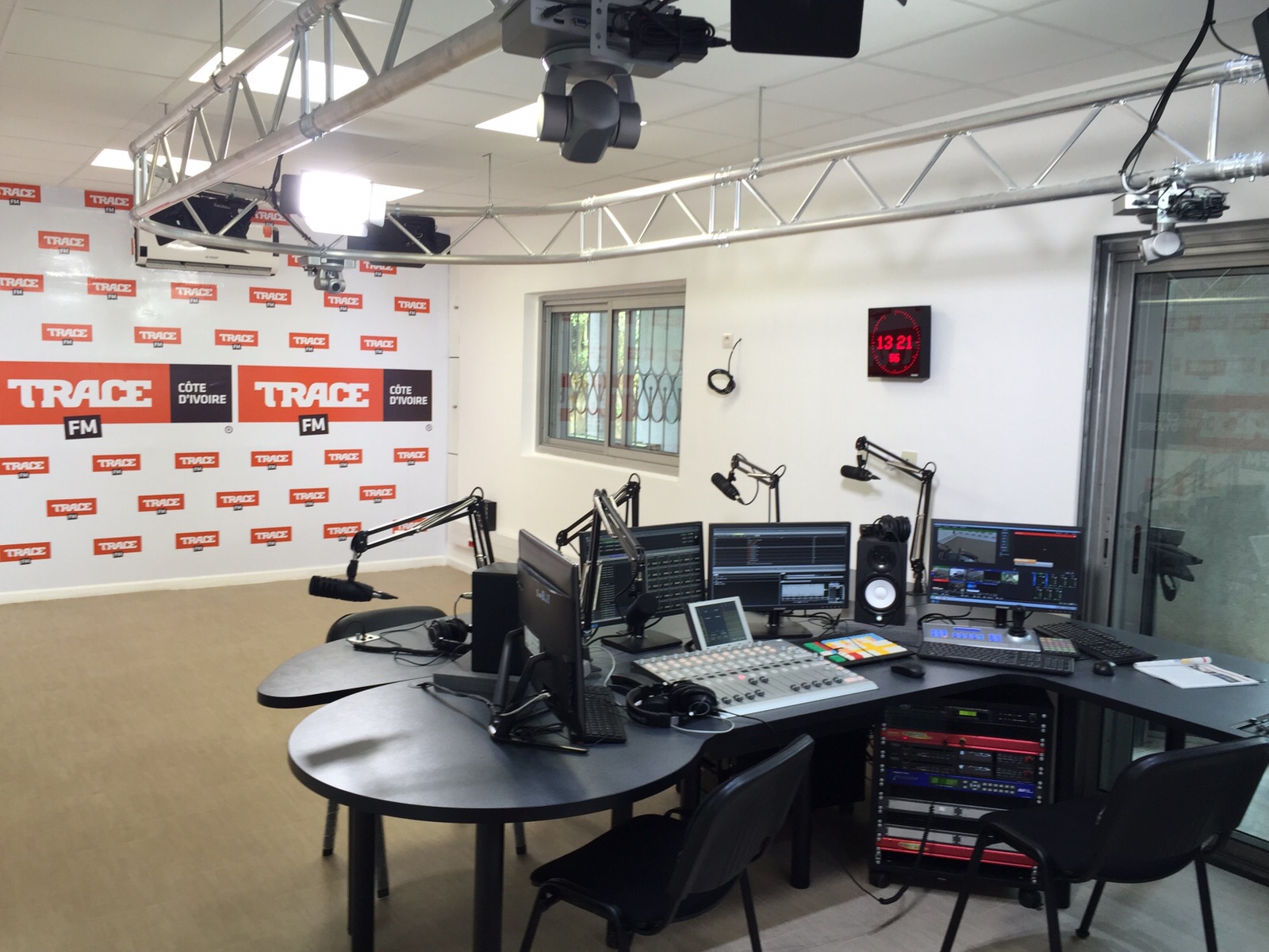 (Photo) : Le groupe Trace recrute un alternant juriste (H/F).