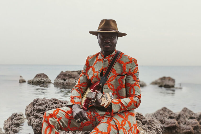 (Photo) : le musicien sénégalais Cheikh Ibra Fam, distribué par Believe Music - daydream-music.fr