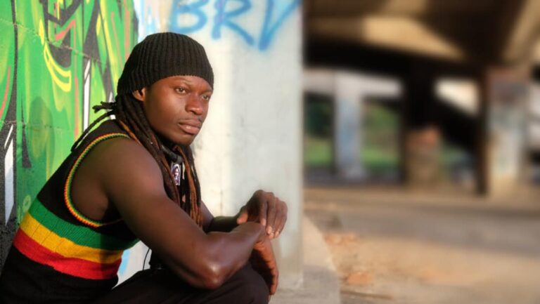 (Photo) : l'artiste sénégalais Moby Ngom.