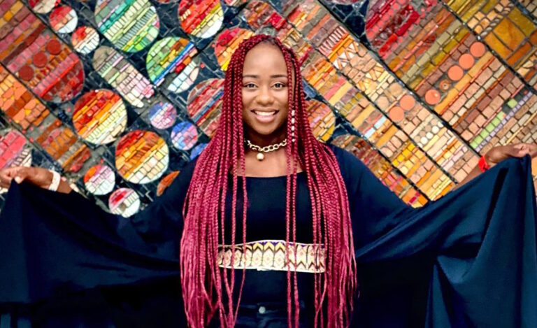 (Photo) : la chanteuse sénégalaise OMG.