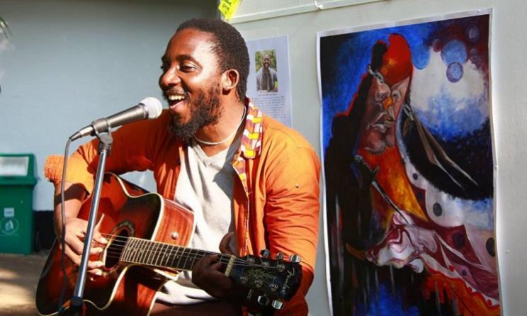 The application deadline is 21 November. In the photo: Tanzanian music activist and visual artist Vitali Maembe.