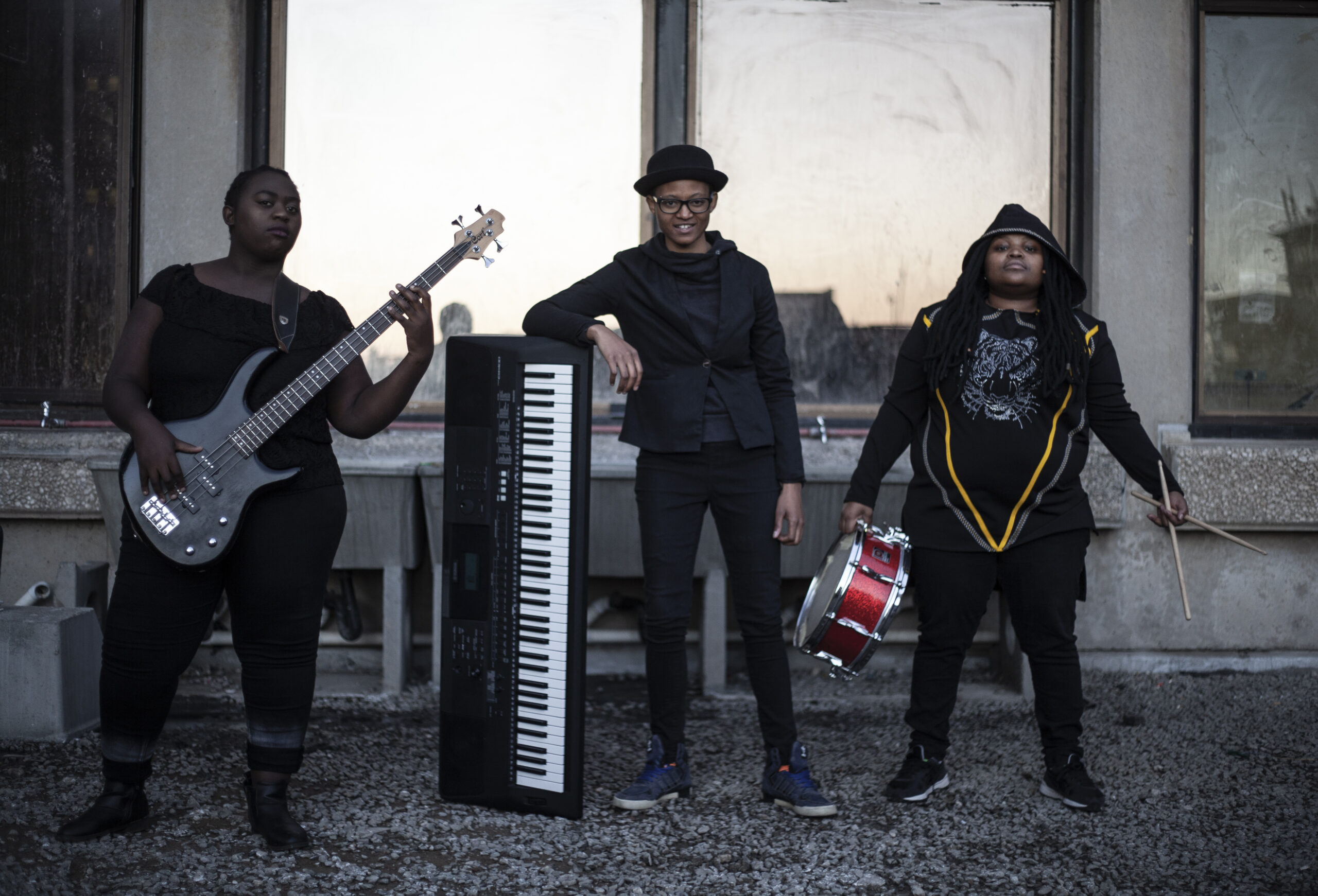 BOLD BAND SA