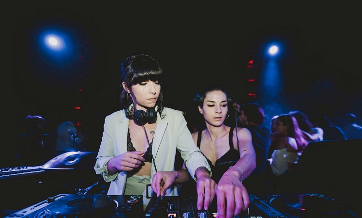 Les DJs italiennes Giolì & Assia. (Photo) : Facebook/Giolì & Assia
