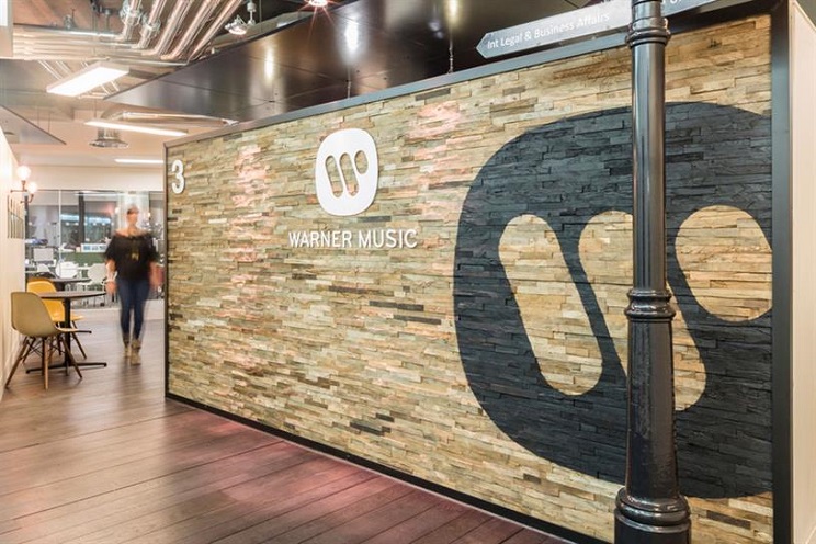 Warner Music recrute en France