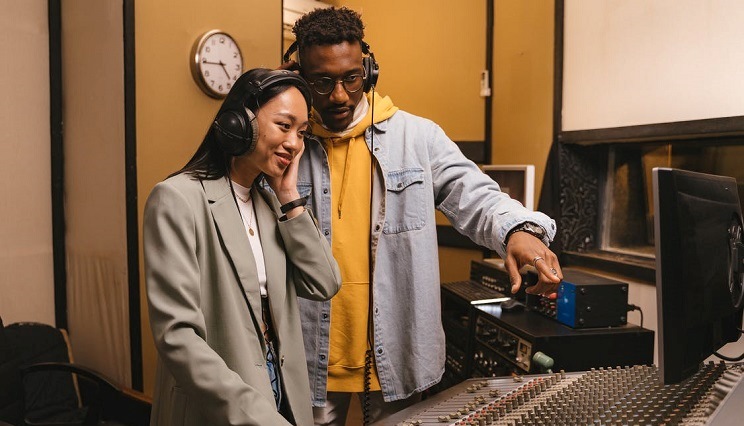 L'aide de la Sacem concerne des projets autoproduits : musiques urbaines, jazz, rock, etc.(Photo) : pexels.com