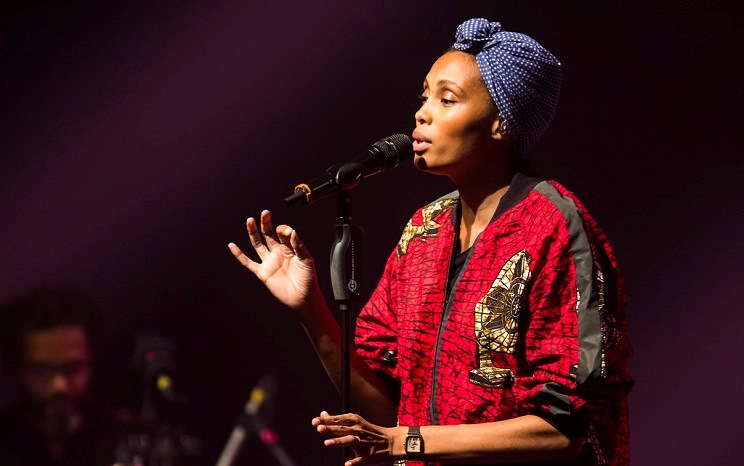 La chanteuse franco-comorienne Imany.