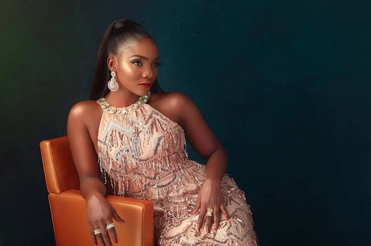 La chanteuse nigériane Simi. (Source) : the360report.com