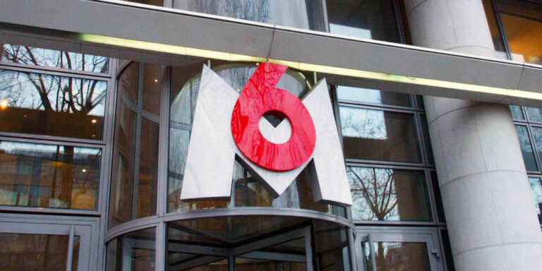 (Photo) : Entrée du studio M6 Interactions - lepoint.fr