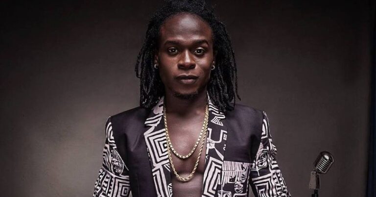 (Photo) : la chanteur camerounais Mr Léo.
