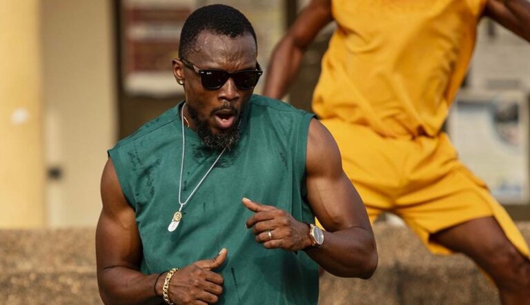 (Photo) : le chanteur ivoirien Serges Beynaud.